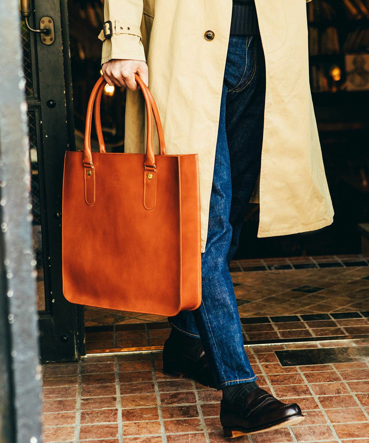 GREN グレンロイヤルキャンバストートバッグ　ビームス別注 FASHION]パパだけじゃなくママも使えるシンプルイズベストなキャンバス