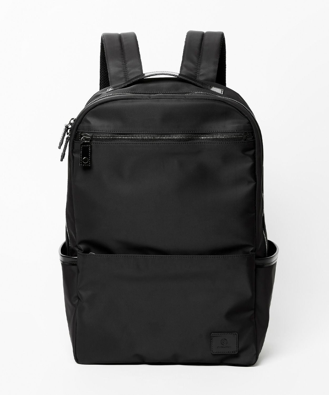 グラウンドワイ ナイロン デイパック ブラック ラウンドデイパック(ナイロンタッサー) 全2色 | ブライドルレザーの