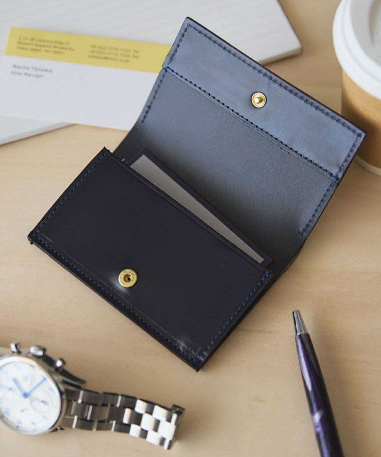 スリムスクエアカードケース 全3色 | ブライドルレザーの名門