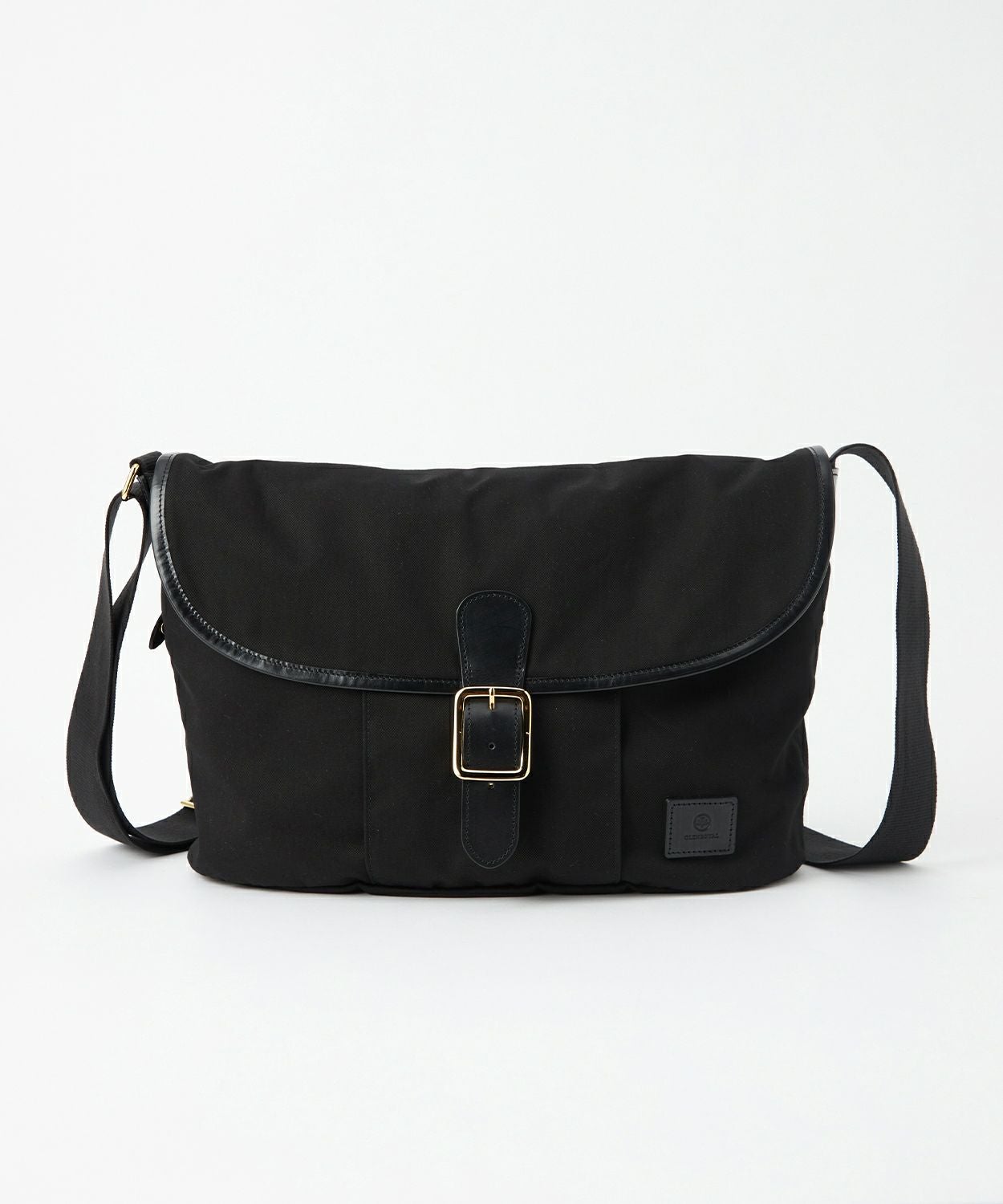 000000000361-01.jpg?size=m&w=